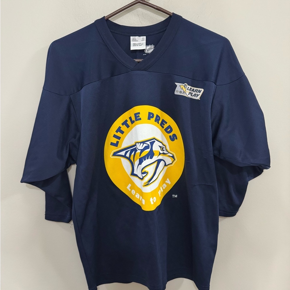 NHL Kids Little Preds Learn to Play Jersey Nashville Predators. Size S/M
